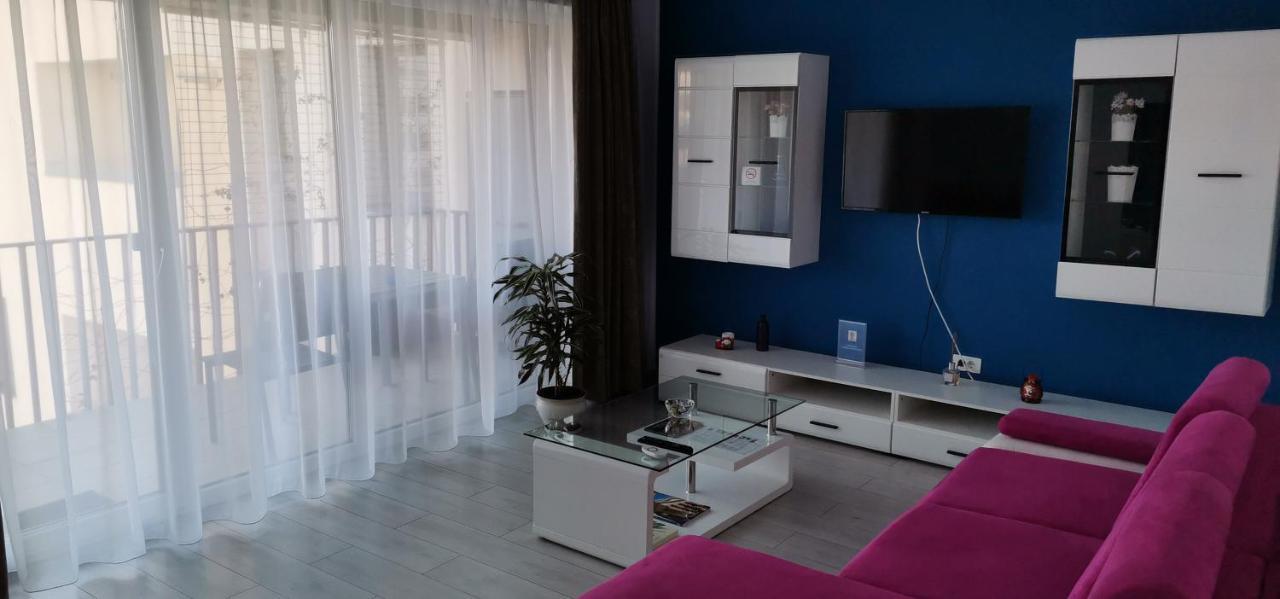 Coresi Deluxe Apartment Brasov Bagian luar foto