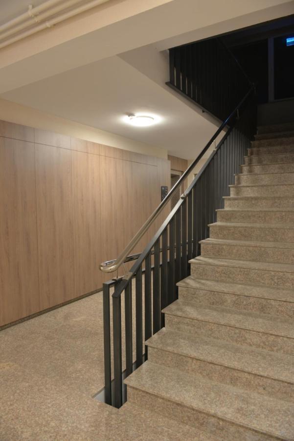 Coresi Deluxe Apartment Brasov Bagian luar foto