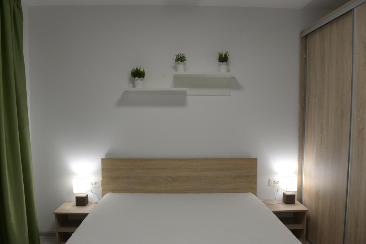 Coresi Deluxe Apartment Brasov Bagian luar foto
